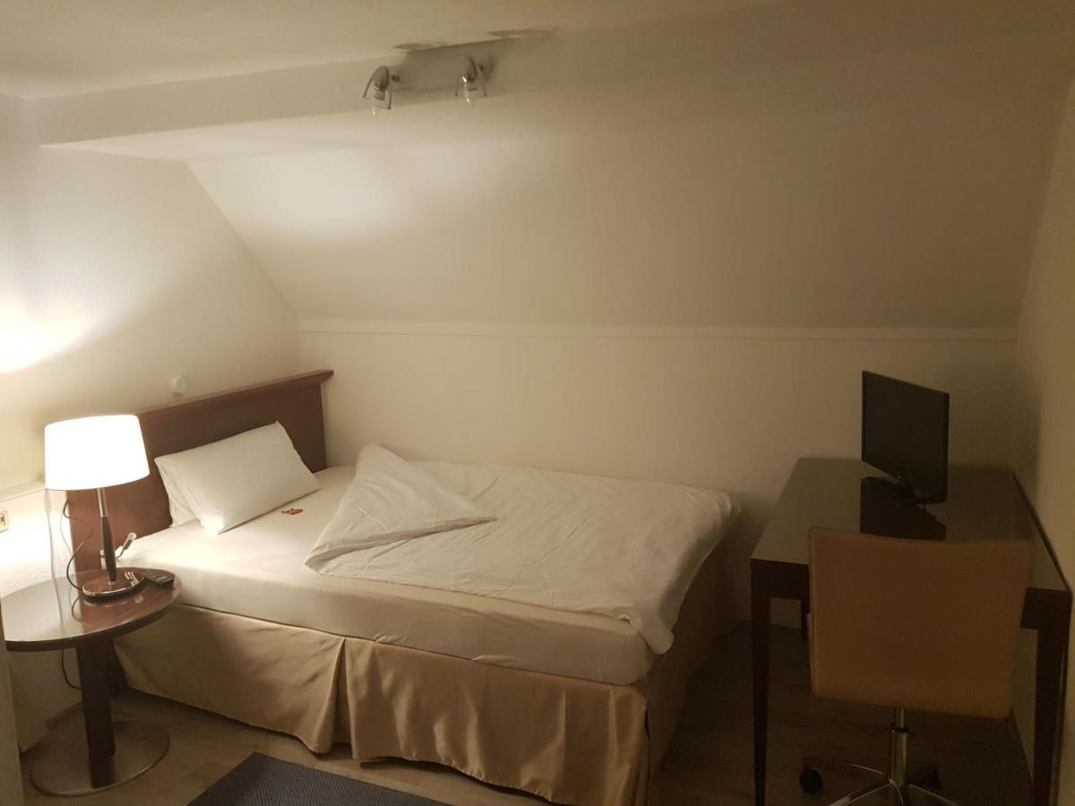 Hotel Pension Bluechersruh 巴特贝内克因费希特 客房 照片